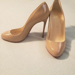 Authentic Christian Louboutin EXCELLENT CONDITION!! 38.5 eur, 75 US nude simple